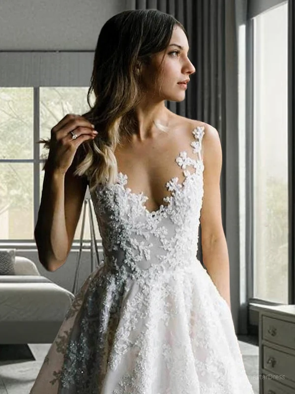 A-Line/Princess V-neck Sweep Train Lace Wedding Dresses With Appliques Lace