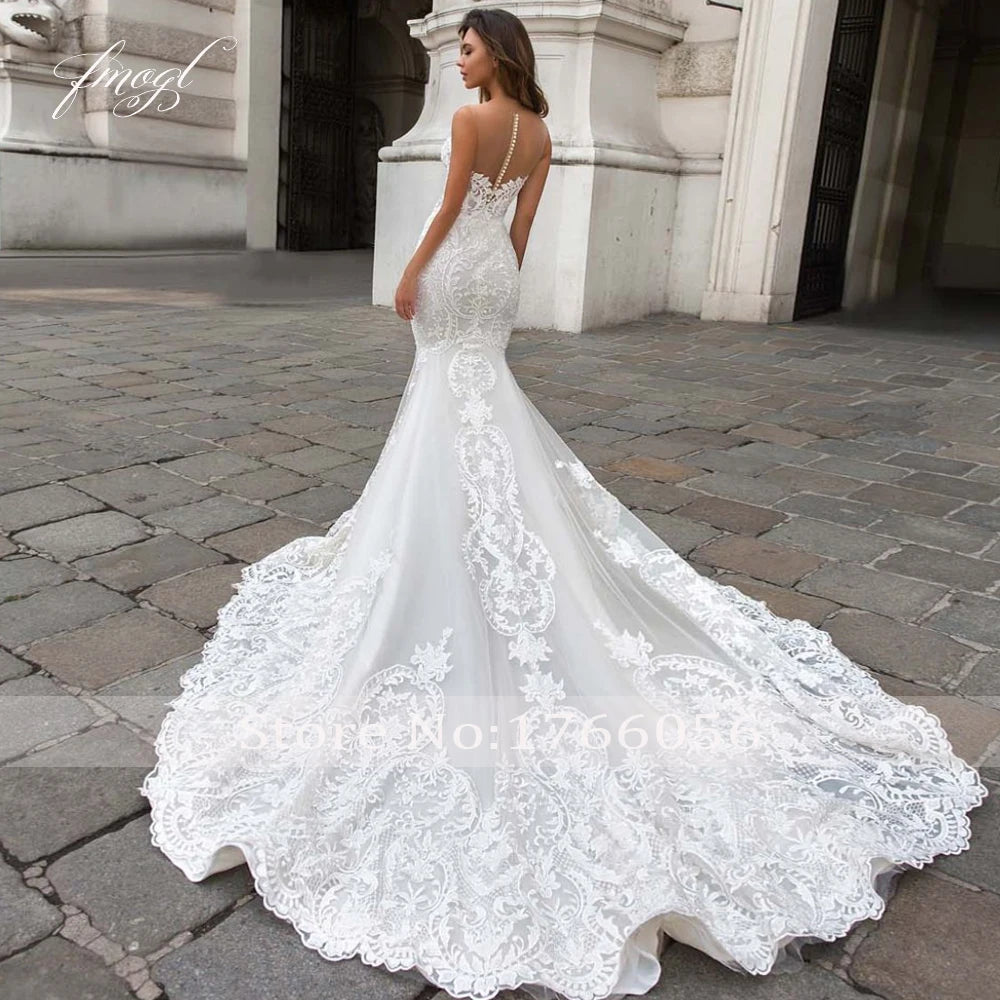 Wedding Dresses Appliques Button Court Train Trumpet Bridal Gown